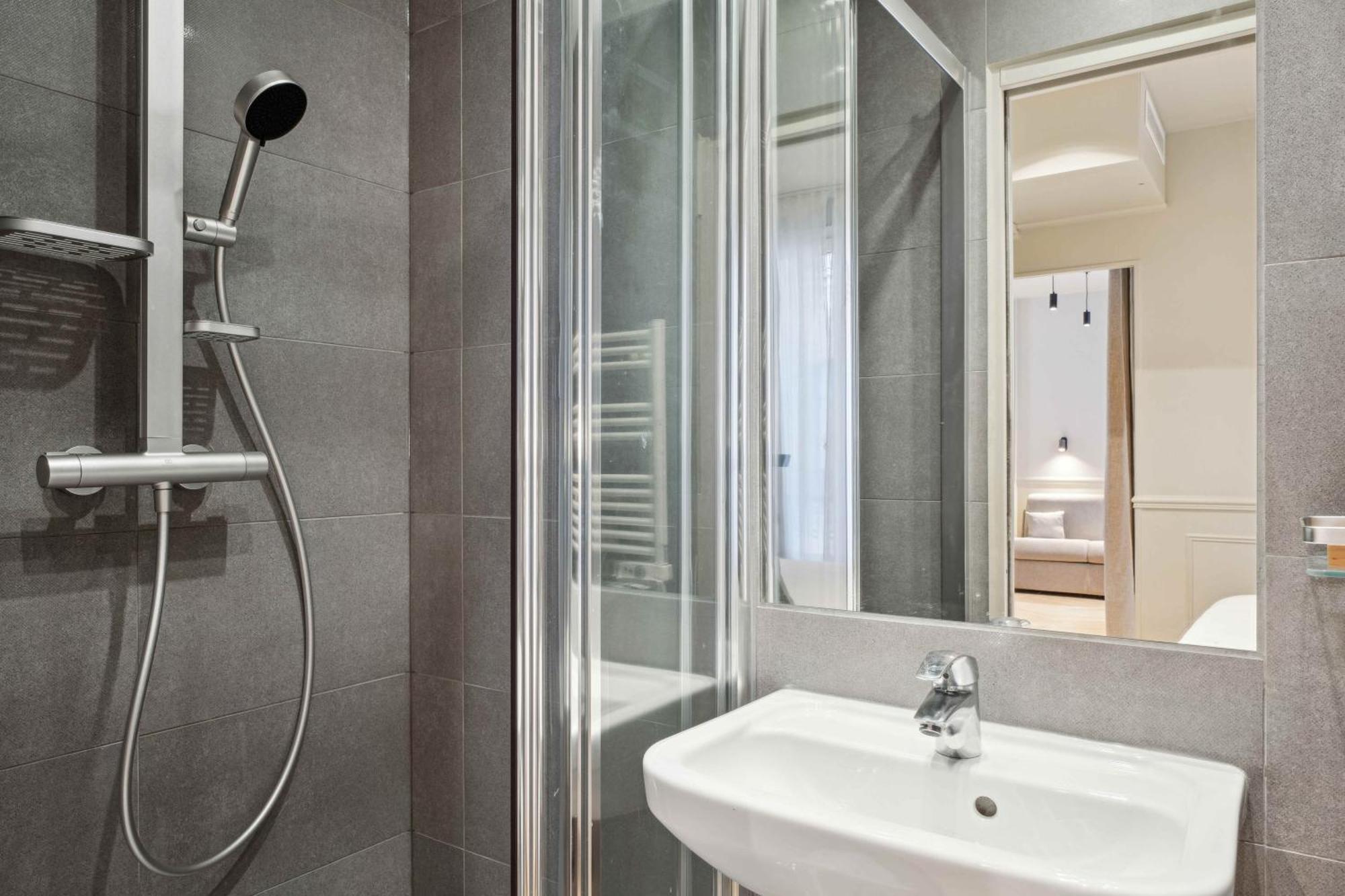 Hotel Clemence Paris Exterior foto